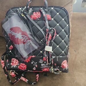 Betsey johnson purse